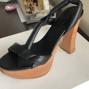 Chloe high platform sandals